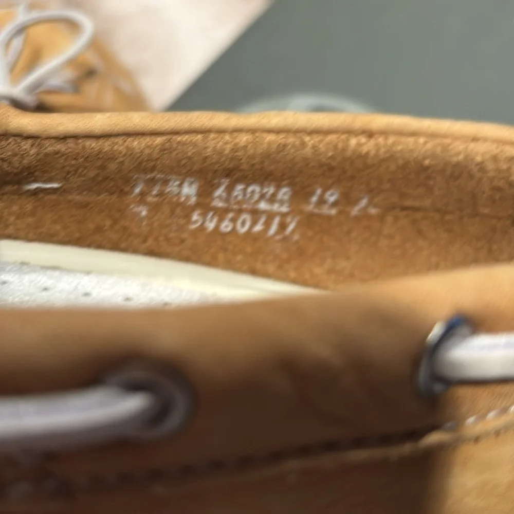 Timberland Classic 2 eye handsewn leather boat shoe size 11.5